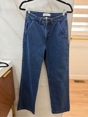 Abercrombie & Fitch Relaxed Dark Indigo Women's Jeans